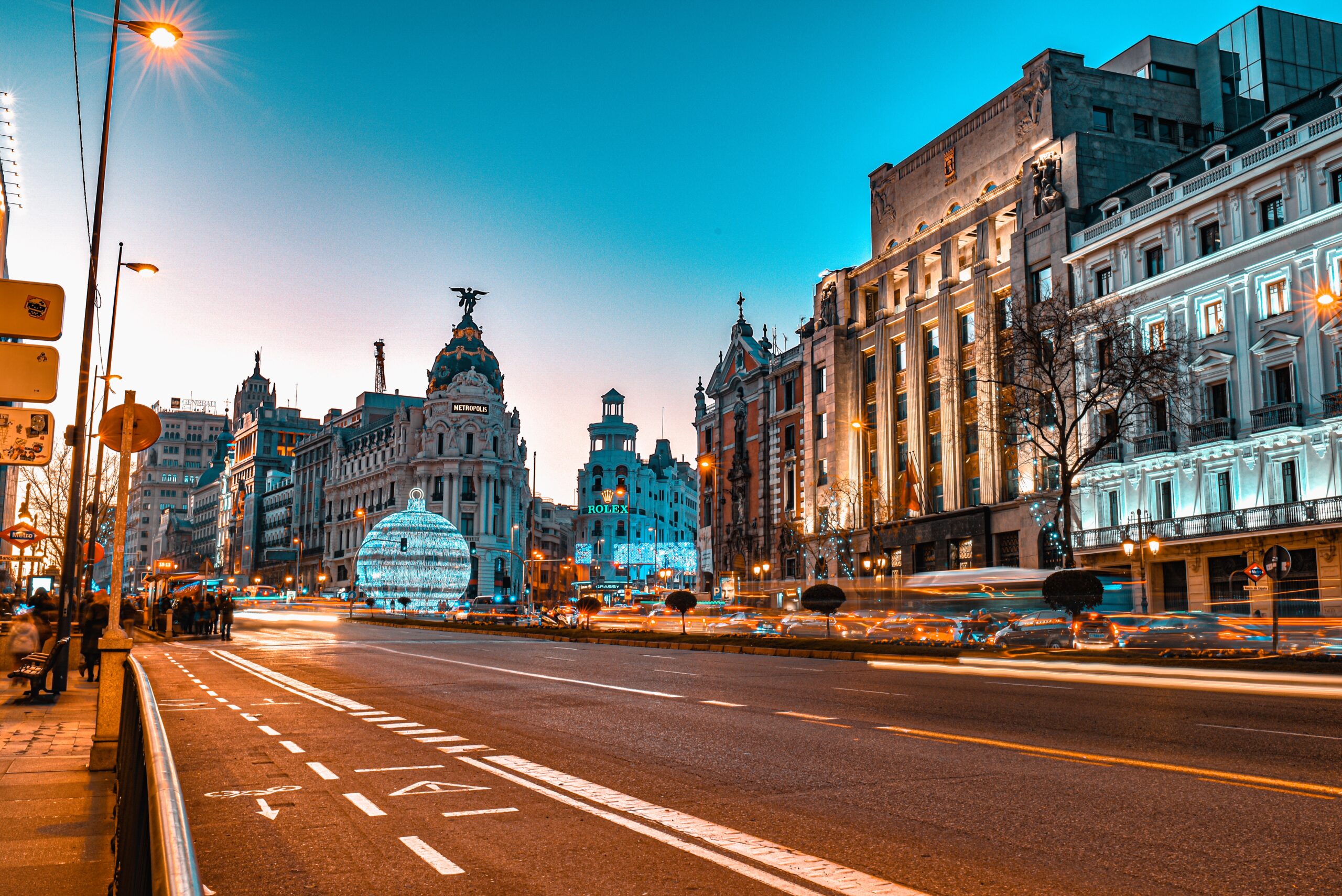 The Ultimate Guide to Experiencing Madrid: Top Attractions, Hidden Gems, and Local Favorites
